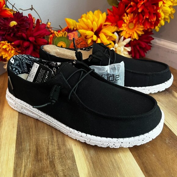 Hey Dude Womens Wendy Slip in Loafer Shoes US9 Black Odyssey - Picture 1 of 13